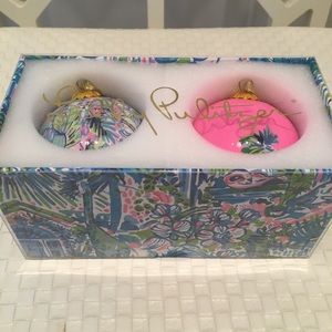 Lilly Pulitzer GWP Christmas Ornament - Lilly’s Hs